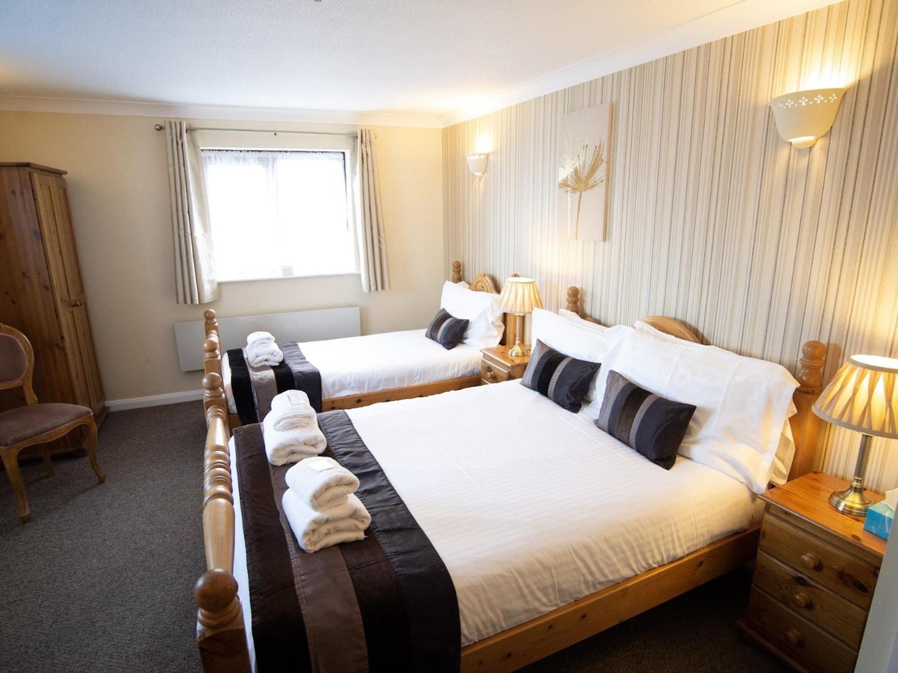 The Heath Inn Leighton Buzzard Extérieur photo